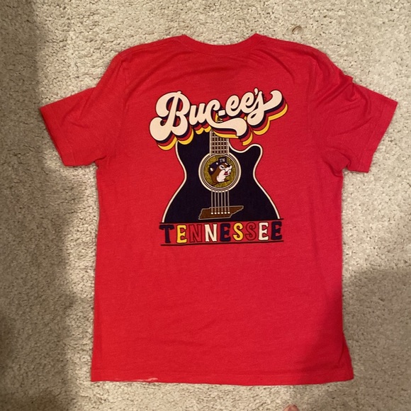 Buc-Ee’s re Tennessee T shirt, adult L, red with logo - Picture 3 of 4